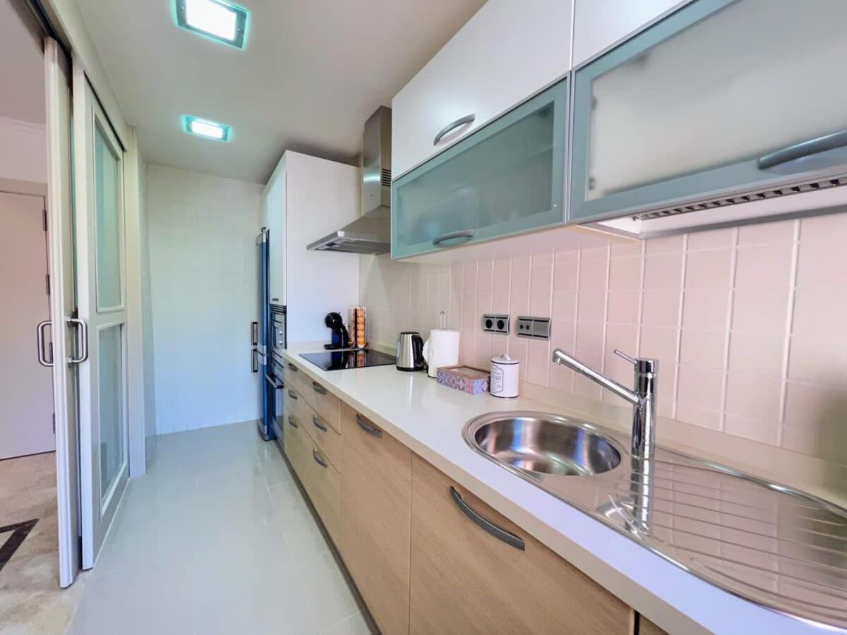 Modern 2 Bedroom Beachside Apartment Nr72 Los Alcázares Kültér fotó