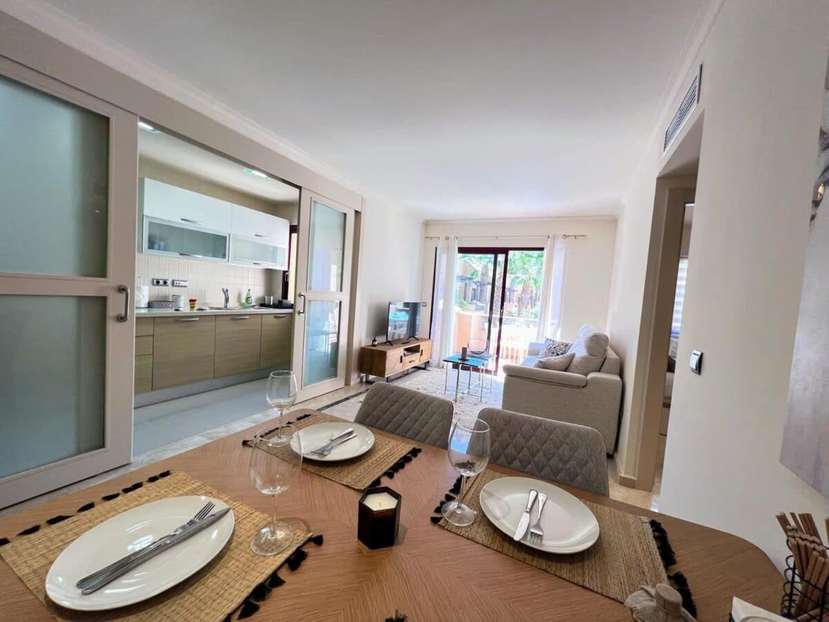 Modern 2 Bedroom Beachside Apartment Nr72 Los Alcázares Kültér fotó
