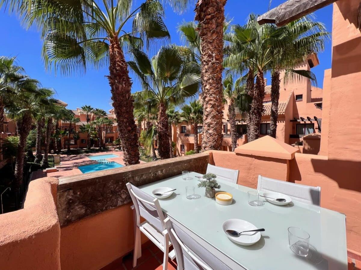 Modern 2 Bedroom Beachside Apartment Nr72 Los Alcázares Kültér fotó